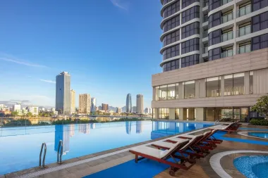 Khách Sạn Meliá Vinpearl Đà Nẵng Riverfront – Điểm Dừng Chân 5 Sao Bên Sông Hàn 