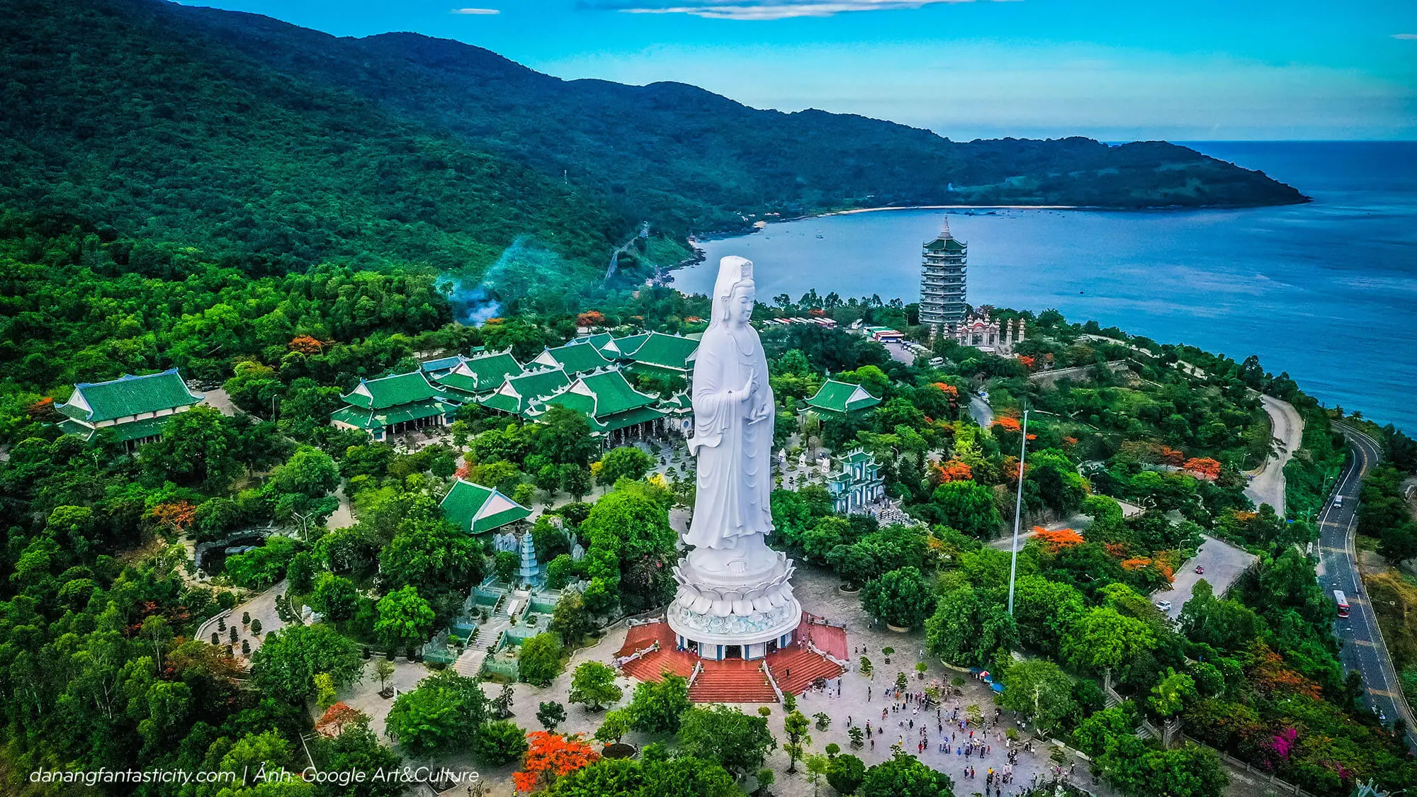 Du lịch SKD